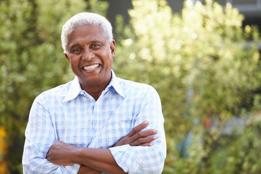 Implants and Cosmetic Dentistry-1